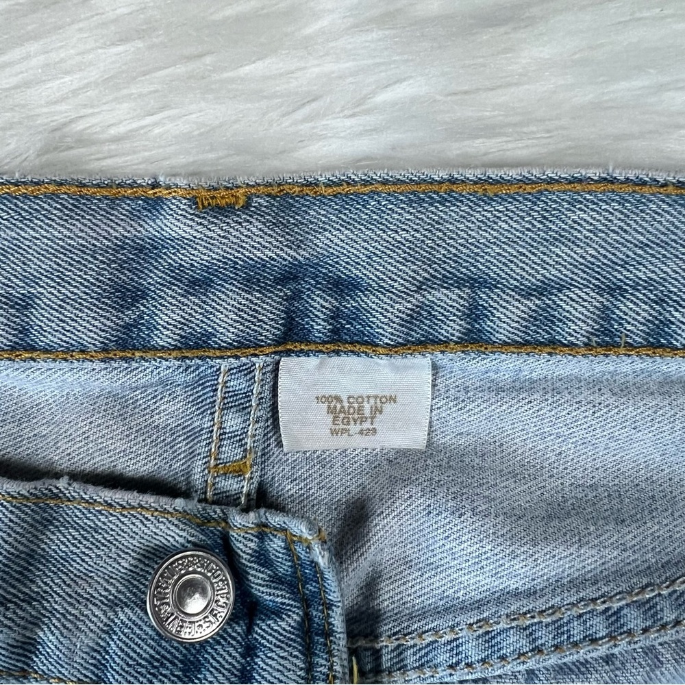 Levi's 501 Original Fit Button‎ Fly Non-Stretch Jeans - Picture 8 of 10